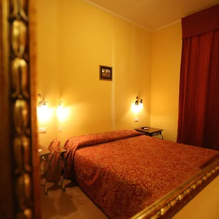 Hotel Cherubini-3